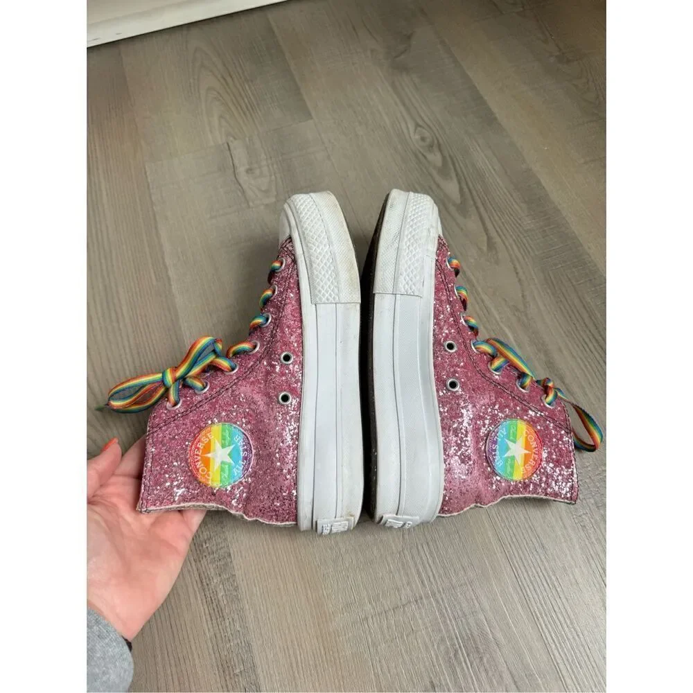 Converse Chuck Taylor’s Platform Pink Glitter Sneakers, Youth 3 / Women’s 4.5